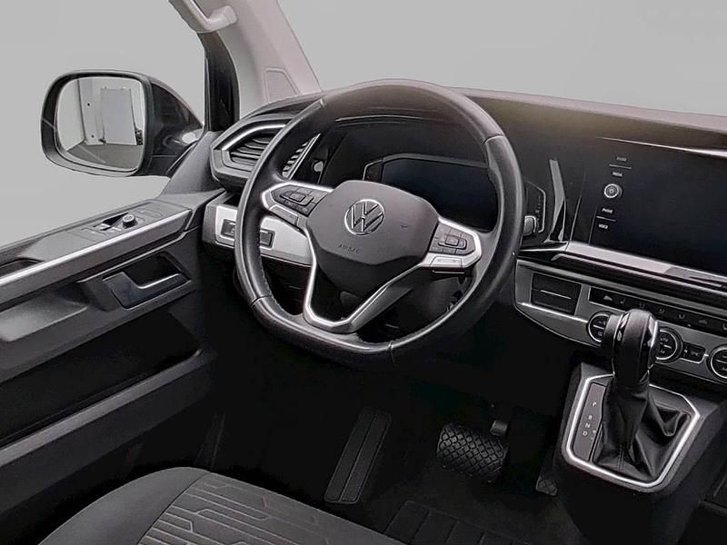 Gebraucht VW Multivan Comfortline 204 PS (150 kW) 2023 Schwarz Van