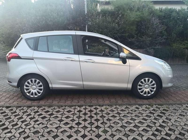 Gebraucht Ford B-MAX Trend 101 PS (74 kW) 2017 Silber Van / Kleinbus