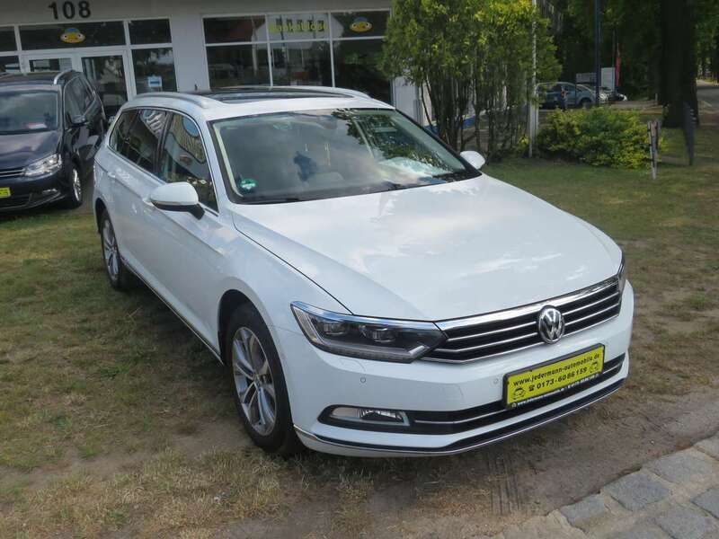 Pure white Gebraucht 2015 VW Passat Highline Kombi | 12.000 € (Guter Preis) - Bild 1/4