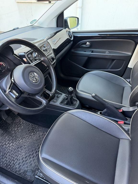 Gebraucht VW up! 68 PS (50 kW) 2014 Schwarz Kleinwagen