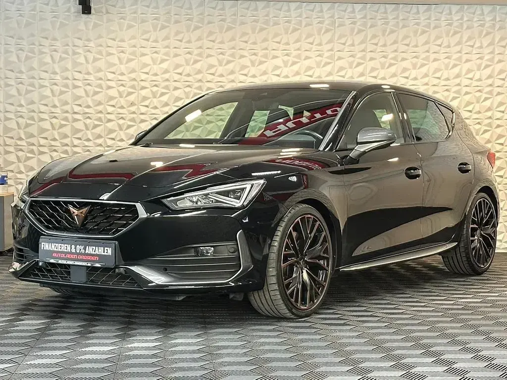 Gebraucht Cupra Leon VZ 300 PS (220 kW) 2021 Schwarz Limousine