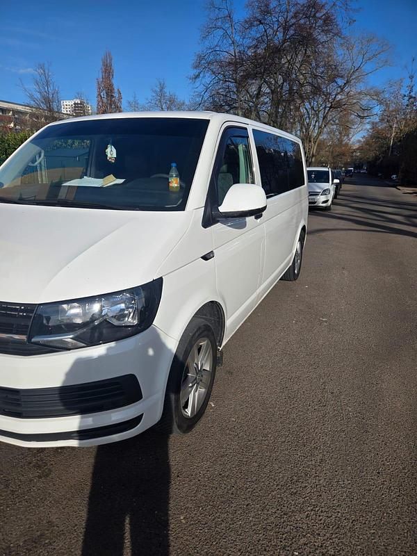 Gebraucht VW Transporter 199 PS (146 kW) 2019 Weiß Van