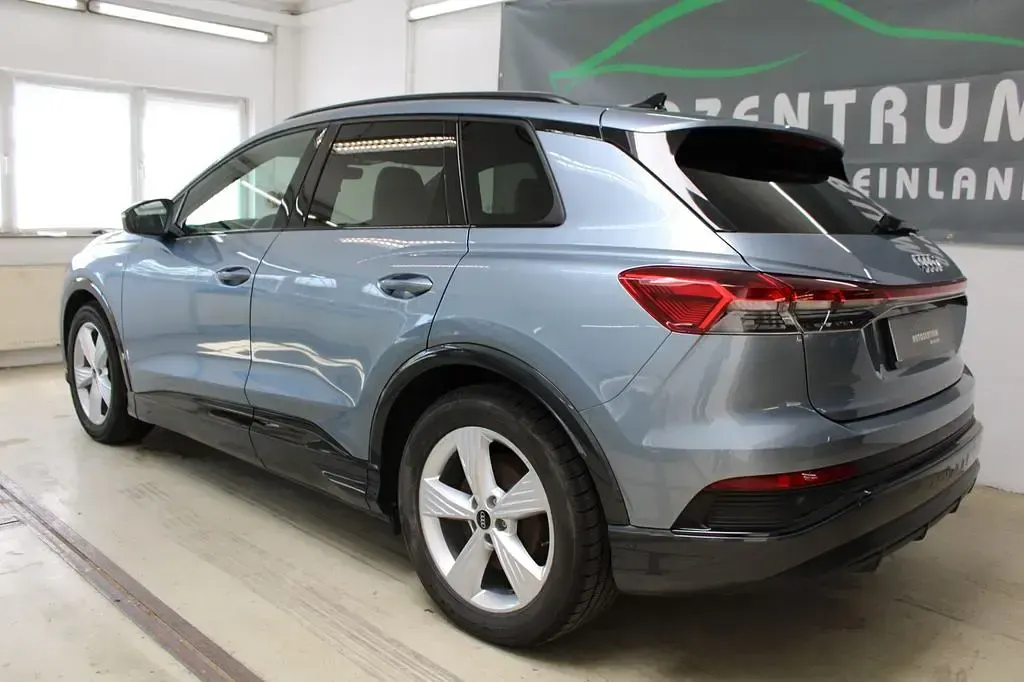 Usata Audi Q4 e-tron S-Line 219 kW (299 CV) 2023 Blu SUV