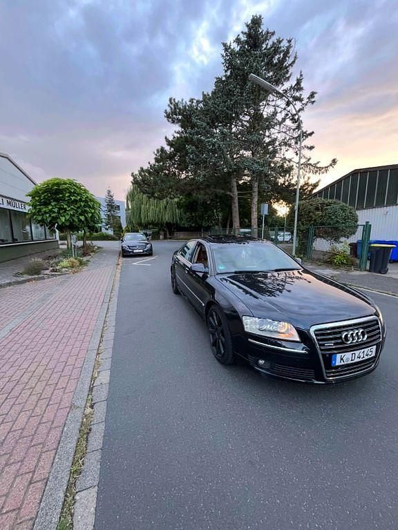 Schwarz Gebraucht 2005 Audi A8 Performance Limousine | 8.490 € (Teuer) - Bild 1/4