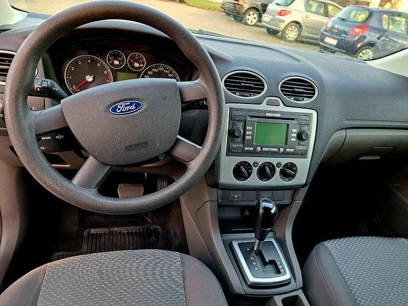 Gebraucht Ford Focus 101 PS (74 kW) 2005 Grau Limousine