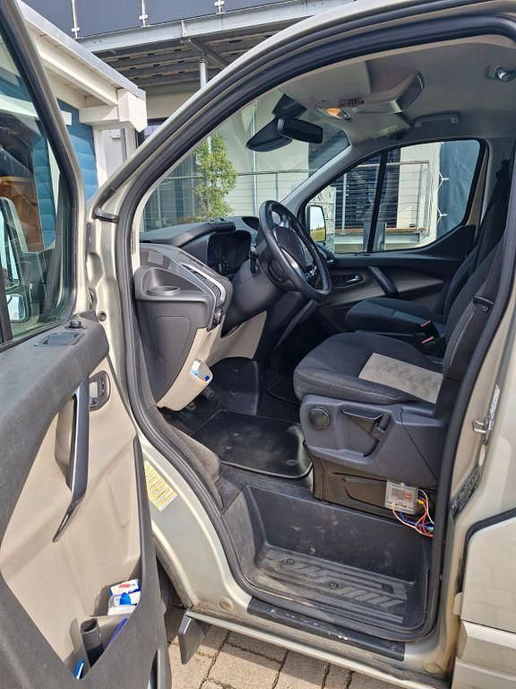 Gebraucht Ford Tourneo 155 PS (114 kW) 2012 Gold Van / Kleinbus