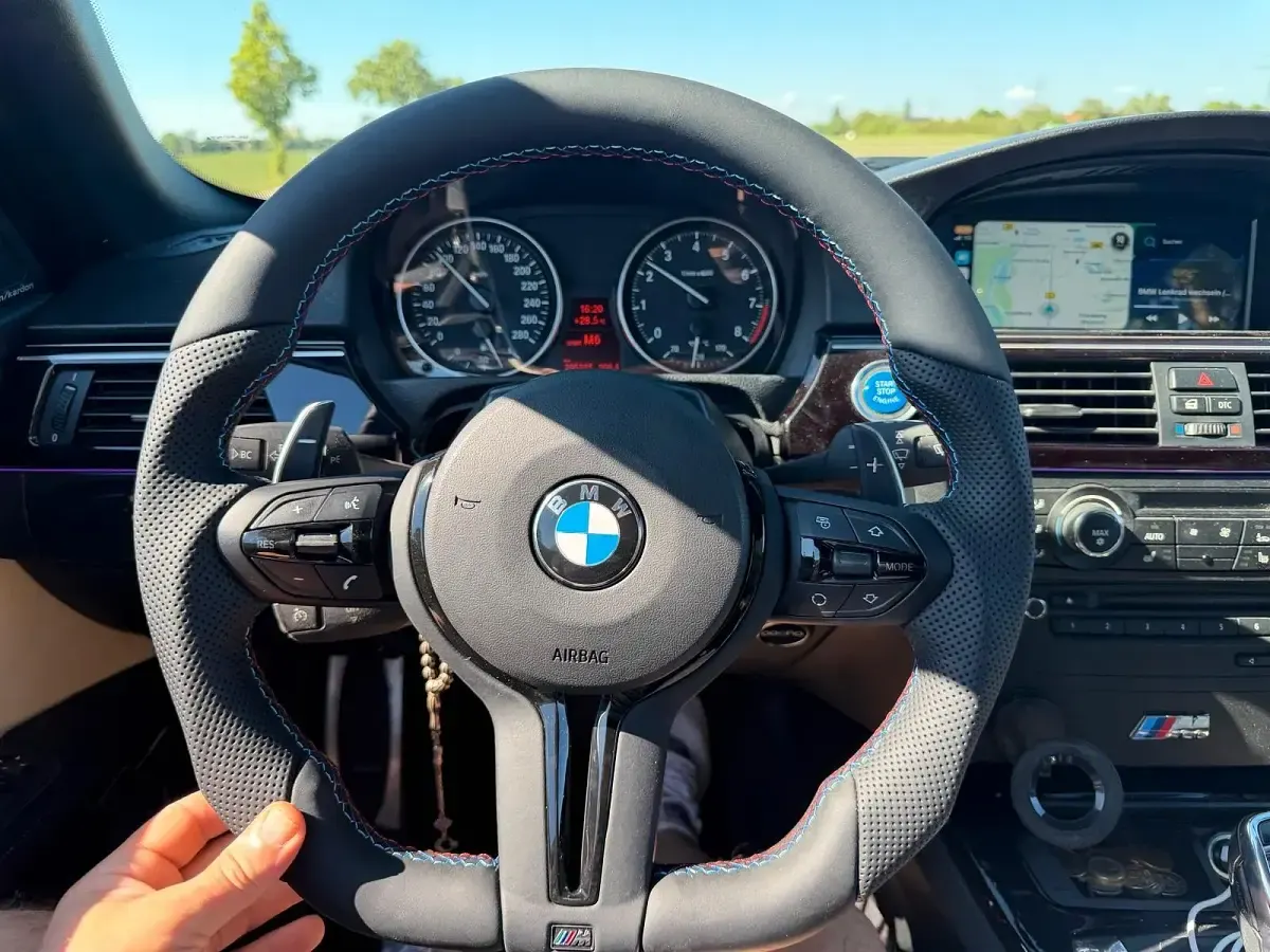 Gebraucht BMW 335 Cabriolet 306 PS (225 kW) 2010 Andere farben Cabrio