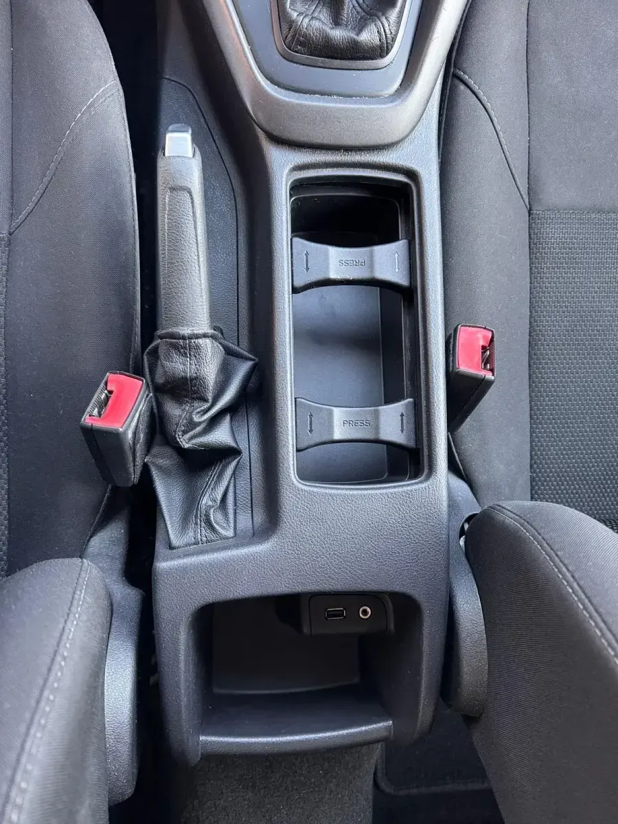 Gebraucht Ford Focus 120 PS (88 kW) 2015 Grau Kombi