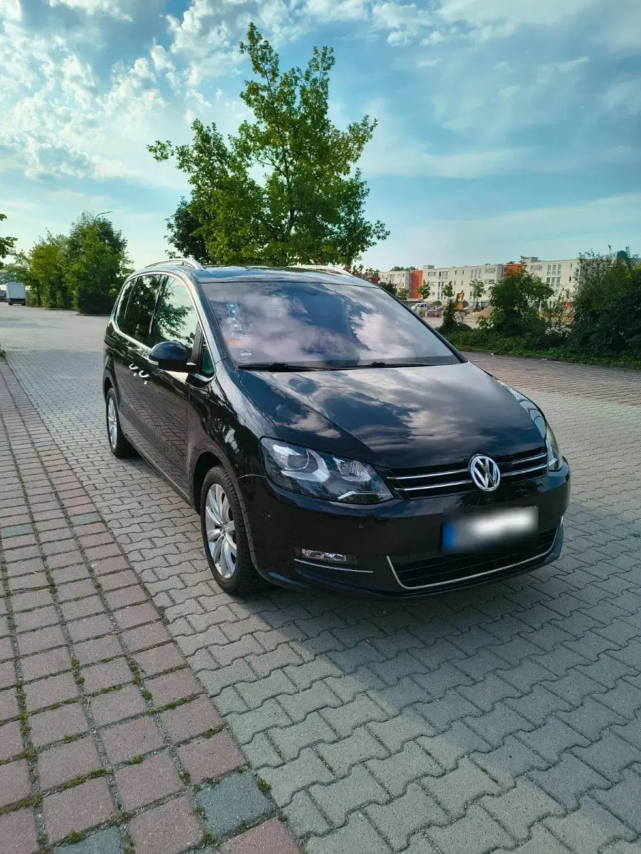 Gebraucht VW Sharan Highline 140 PS (102 kW) 2015 Schwarz Van / Kleinbus