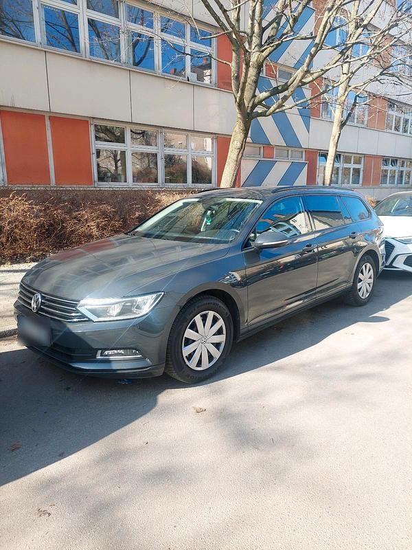 Gebraucht VW Passat 150 PS (110 kW) 2015 Grau Kombi
