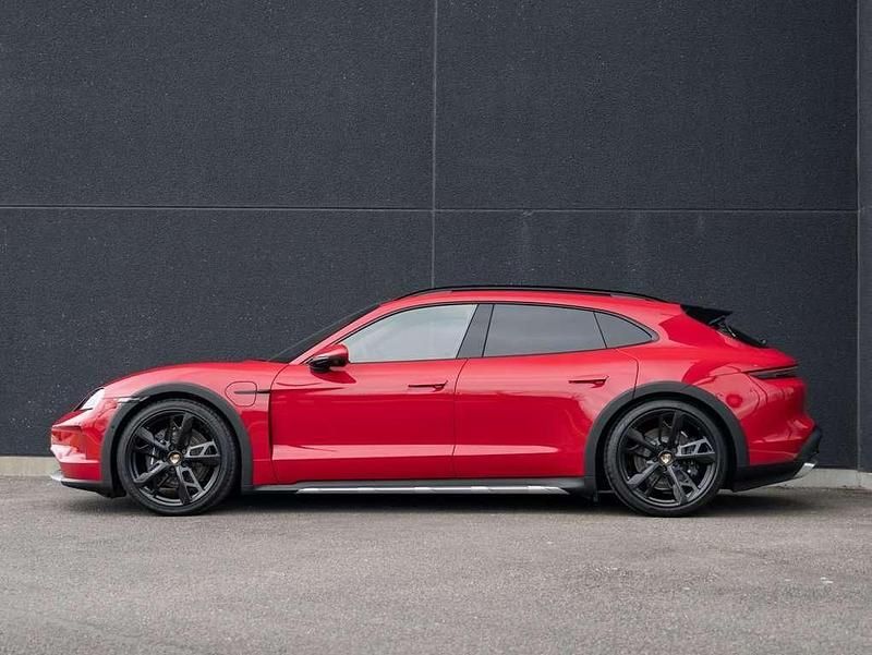 Gebraucht Porsche Taycan 319 kW (435 PS) 2024 Rot Limousine