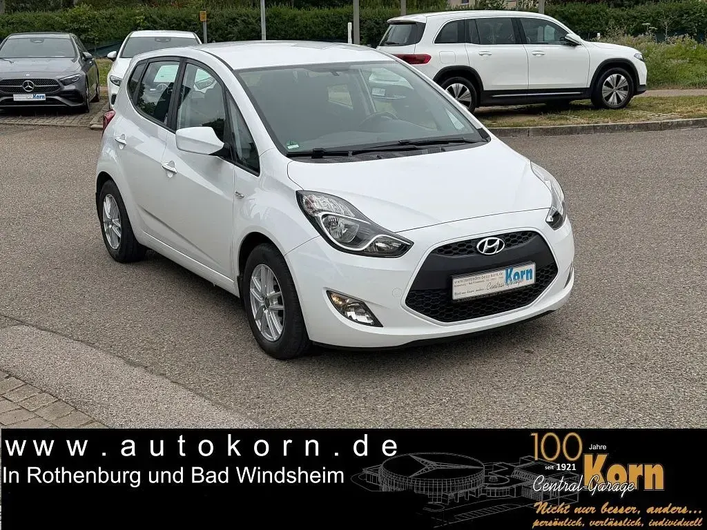 Gebraucht Hyundai ix20 Style 129 PS (94 kW) 2017 Weiß Kleinwagen