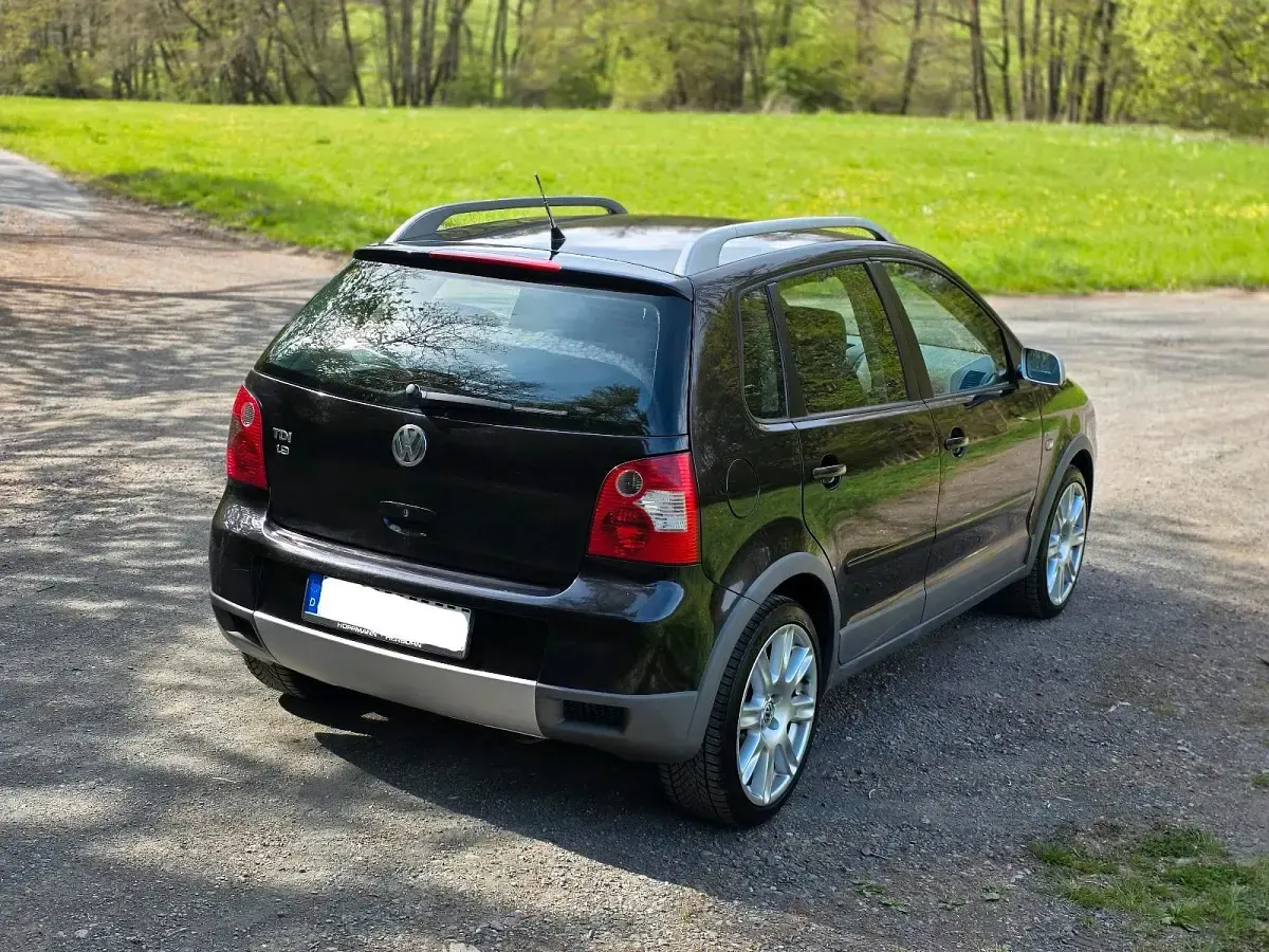 Gebraucht VW Polo Cross 101 PS (74 kW) 2004 Schwarz Kleinwagen