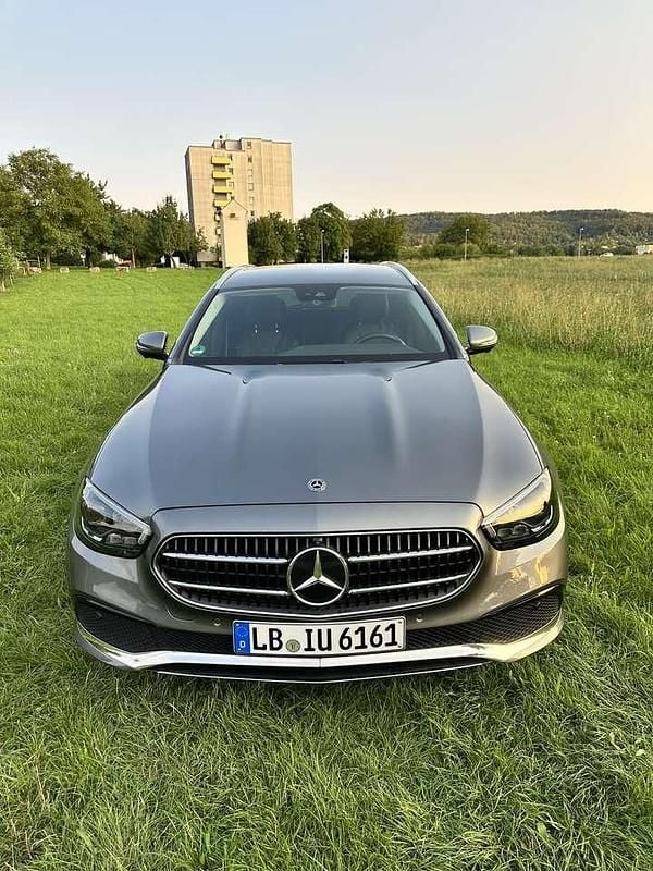 Gebraucht Mercedes E200 Avantgarde 160 PS (117 kW) 2020 Grau Kombi