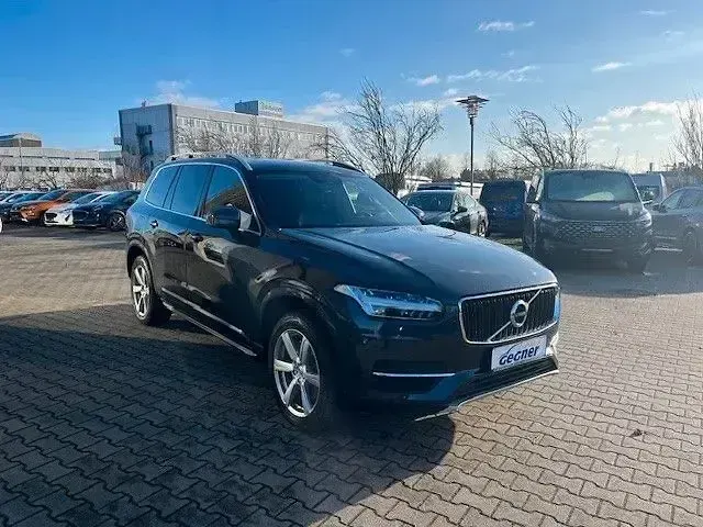 Gebraucht Volvo XC90 Momentum 235 PS (172 kW) 2019 Grau SUV