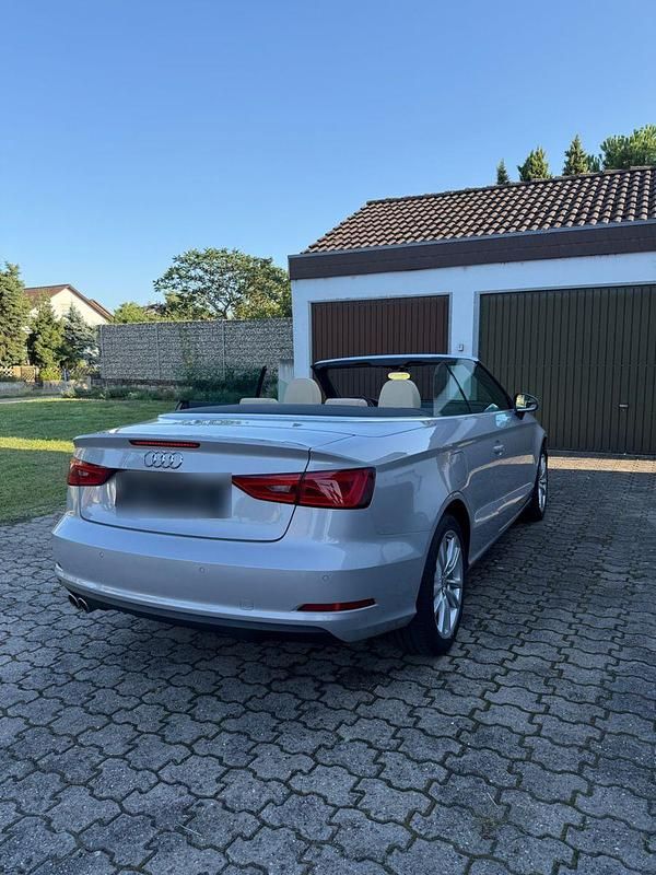 Gebraucht Audi A3 Cabriolet Sport 179 PS (131 kW) 2014 Grau Cabrio