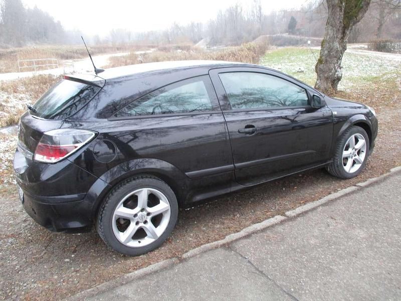 Gebraucht Opel Astra GTC 140 PS (102 kW) 2007 Coupé