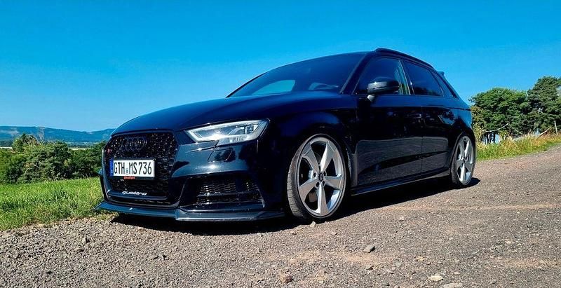 Schwarz Gebraucht 2016 Audi S3 Sport Limousine | 22.999 € (Fairer Preis) - Bild 1/4