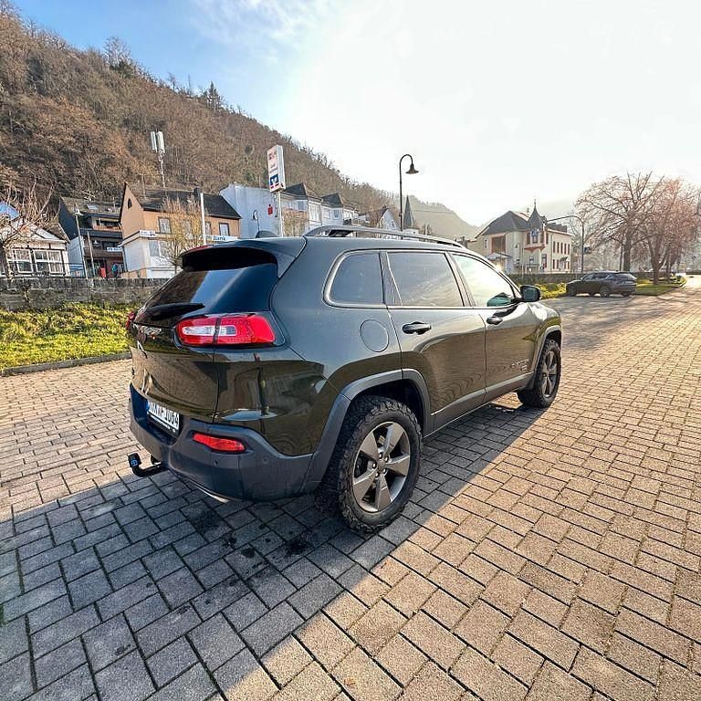 Gebraucht Jeep Cherokee 200 PS (147 kW) 2017 Grün SUV