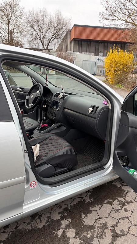 Gebraucht VW Golf IV 140 PS (102 kW) 2004 Grau Kleinwagen