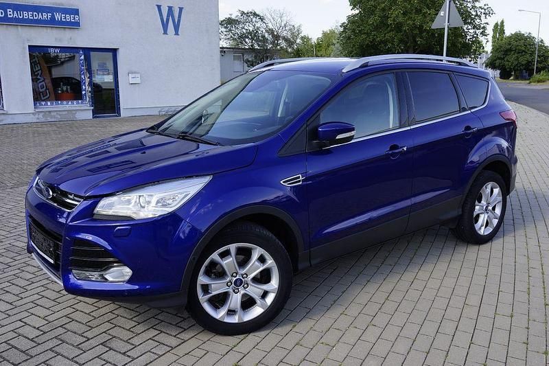 Blau Gebraucht 2016 Ford Kuga Titanium SUV | 10.499 € (Superpreis) - Bild 1/4