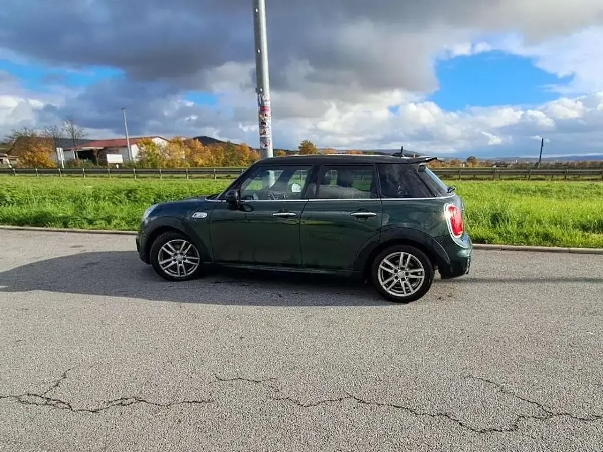 Usata Mini Cooper SD 170 CV (125 kW) 2015 Verde Utilitaria