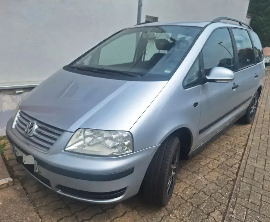 Gebraucht VW Sharan 131 PS (96 kW) 2005 Silber Van / Kleinbus