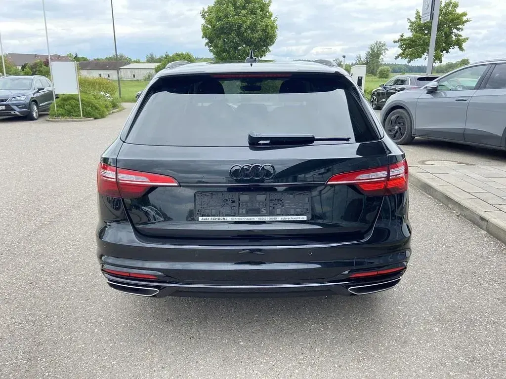 Gebraucht Audi A4 150 PS (110 kW) 2022 Schwarz Kombi