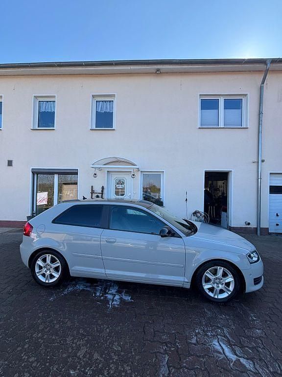 Gebraucht Audi A3 200 PS (147 kW) 2010 Grau Kleinwagen