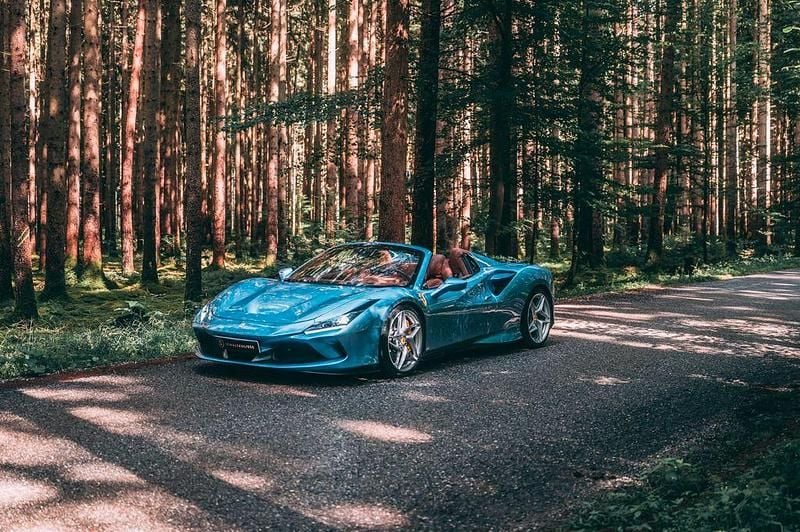 Blau Gebraucht 2021 Ferrari F8 Cabrio | 339.000 € (Fairer Preis) - Bild 1/4