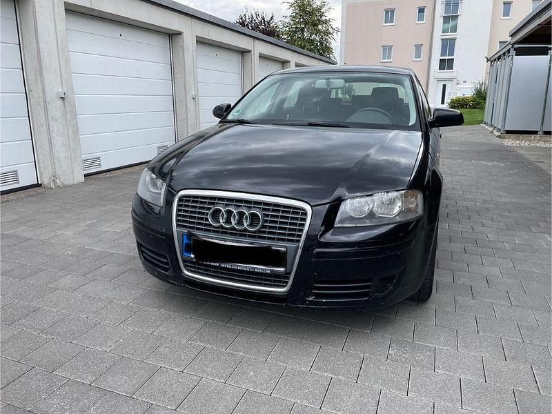 Schwarz Gebraucht 2008 Audi A3 Sportback Attraction Limousine | 3.200 € (Fairer Preis) - Bild 1/4