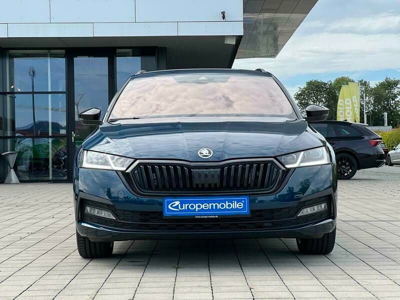 Gebraucht Skoda Octavia Sport 150 PS (110 kW) 2021 Moonweiß metallic Kombi