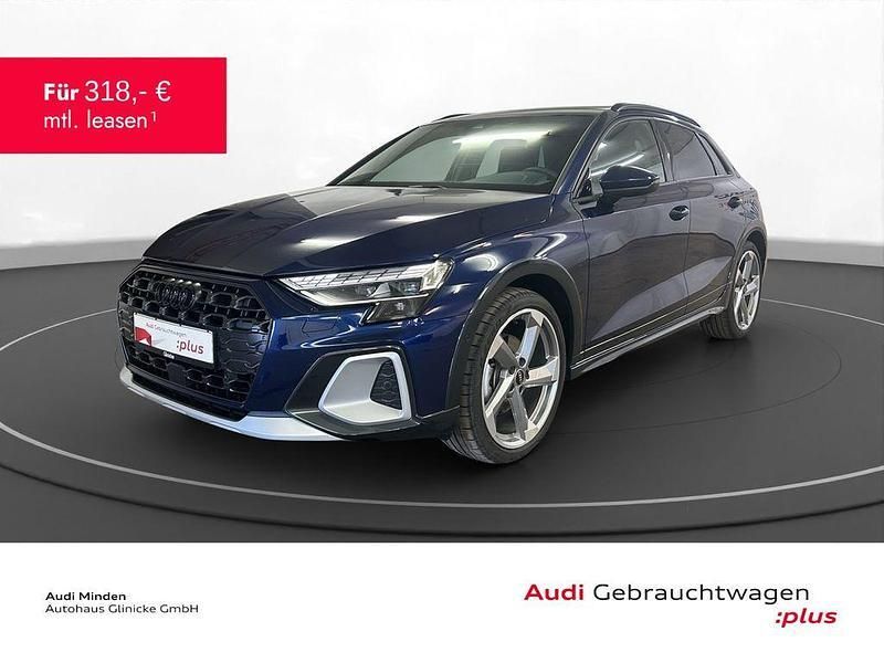 Blau (navarrablau metallic) Gebraucht 2024 Audi A3 Comfort Limousine | 35.880 € (Teuer) - Bild 1/3