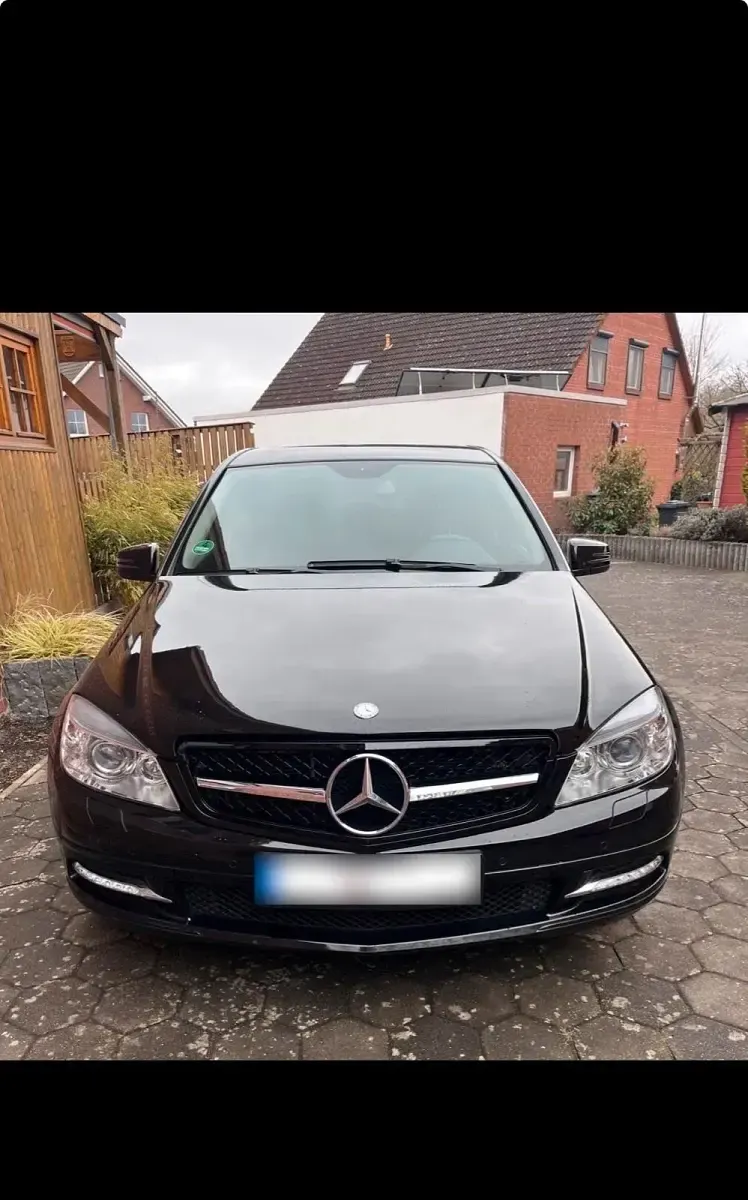 Gebraucht Mercedes C180 156 PS (114 kW) 2010 Schwarz Limousine