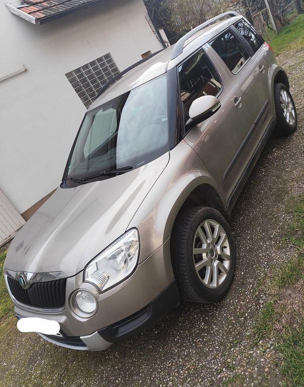 Gebraucht Skoda Yeti Plus Edition 122 PS (89 kW) 2011 Beige SUV