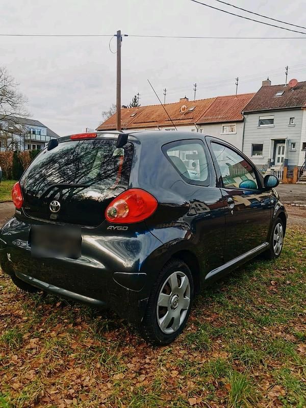 Brugt Toyota Aygo 69 HK (50 kW) 2007 Sølv Hatchback