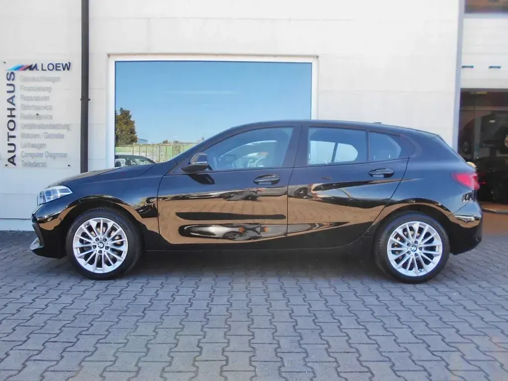 Gebraucht BMW 118 136 PS (100 kW) 2022 Schwarz Limousine
