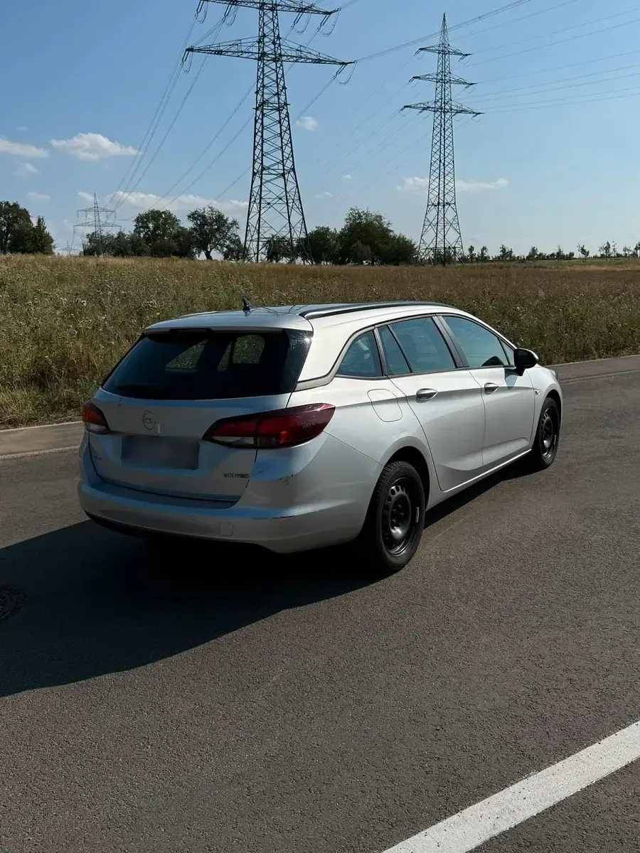 Gebraucht Opel Astra 105 PS (77 kW) 2019 Silber Kombi