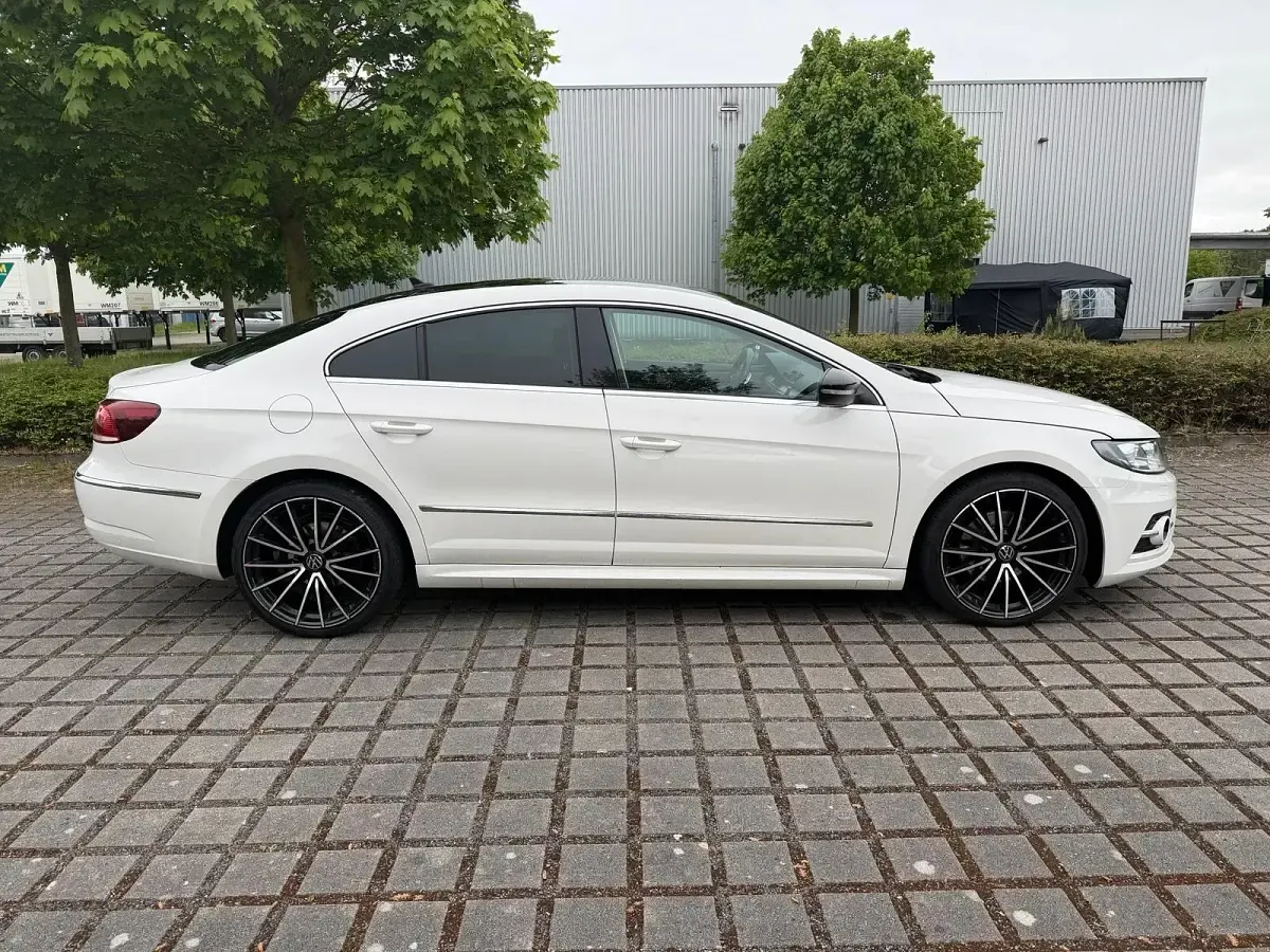 Occasion VW Passat R-line 177 ch (130 kW) 2013 Blanc Berline