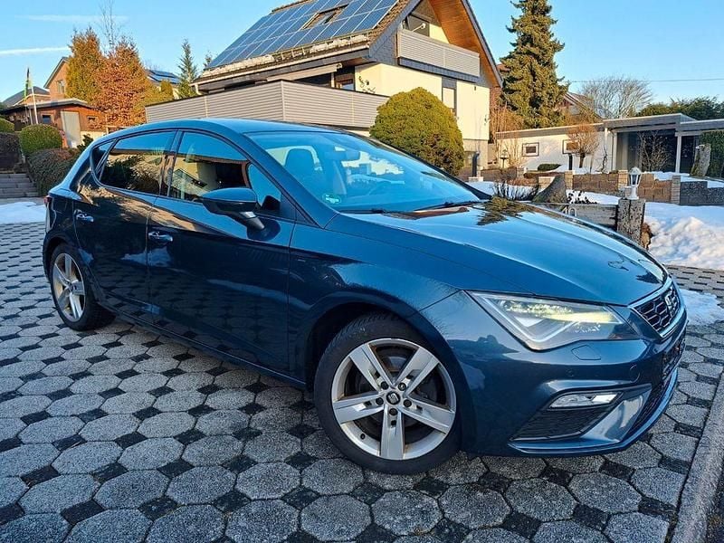 Gebraucht Seat Leon FR 131 PS (96 kW) 2019 Grau Limousine