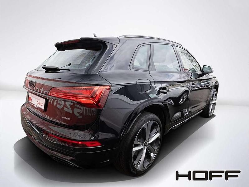 Gebraucht Audi Q5 S-Line 204 PS (150 kW) 2023 Mythosschwarz metallic SUV