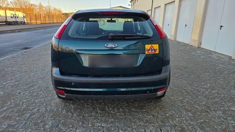Gebraucht Ford Focus 100 PS (73 kW) 2007 Grün Limousine