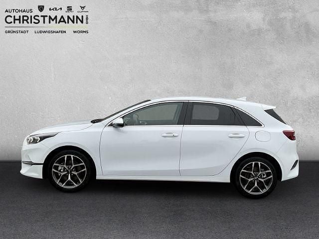 Neu Kia Ceed Style 101 PS (74 kW) 2026 Carrarawhite Kleinwagen