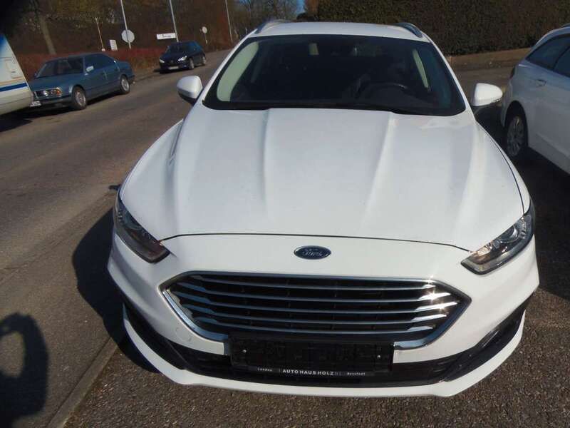 Weiß Gebraucht 2019 Ford Mondeo Kombi | 11.000 € (Superpreis) - Bild 1/4