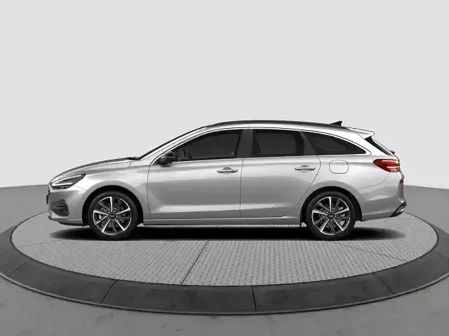 Neu Hyundai i30 Advantage 101 PS (74 kW) 2025 Silber Kombi