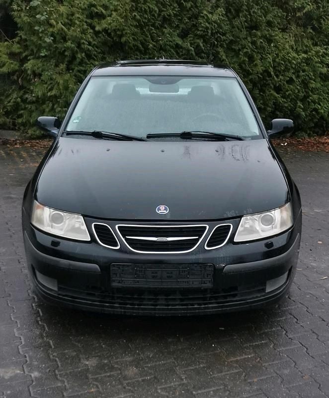 Second-hand Saab 9-3 150 CP (110 kW) 2004 Negru Berlinǎ