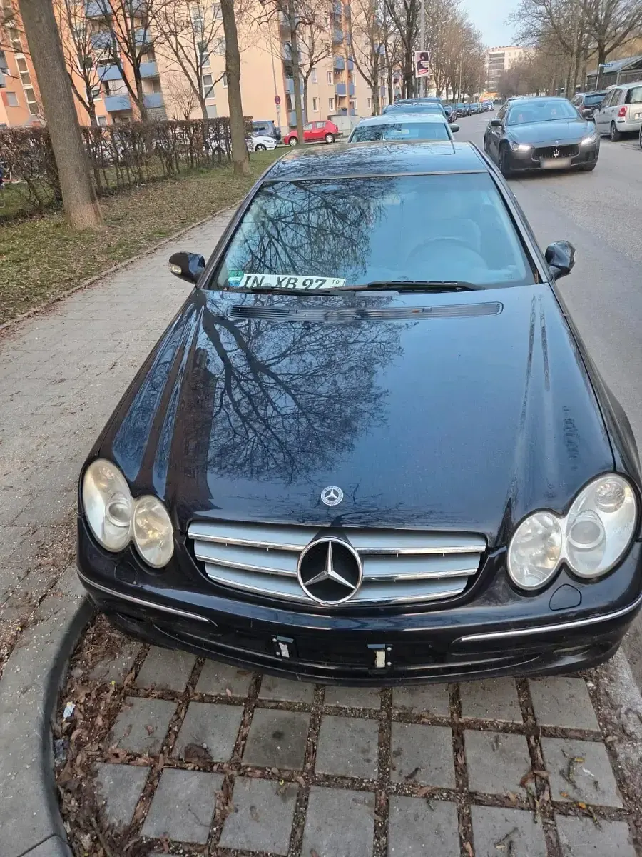Gebraucht Mercedes CLK320 218 PS (160 kW) 2003 Schwarz Limousine