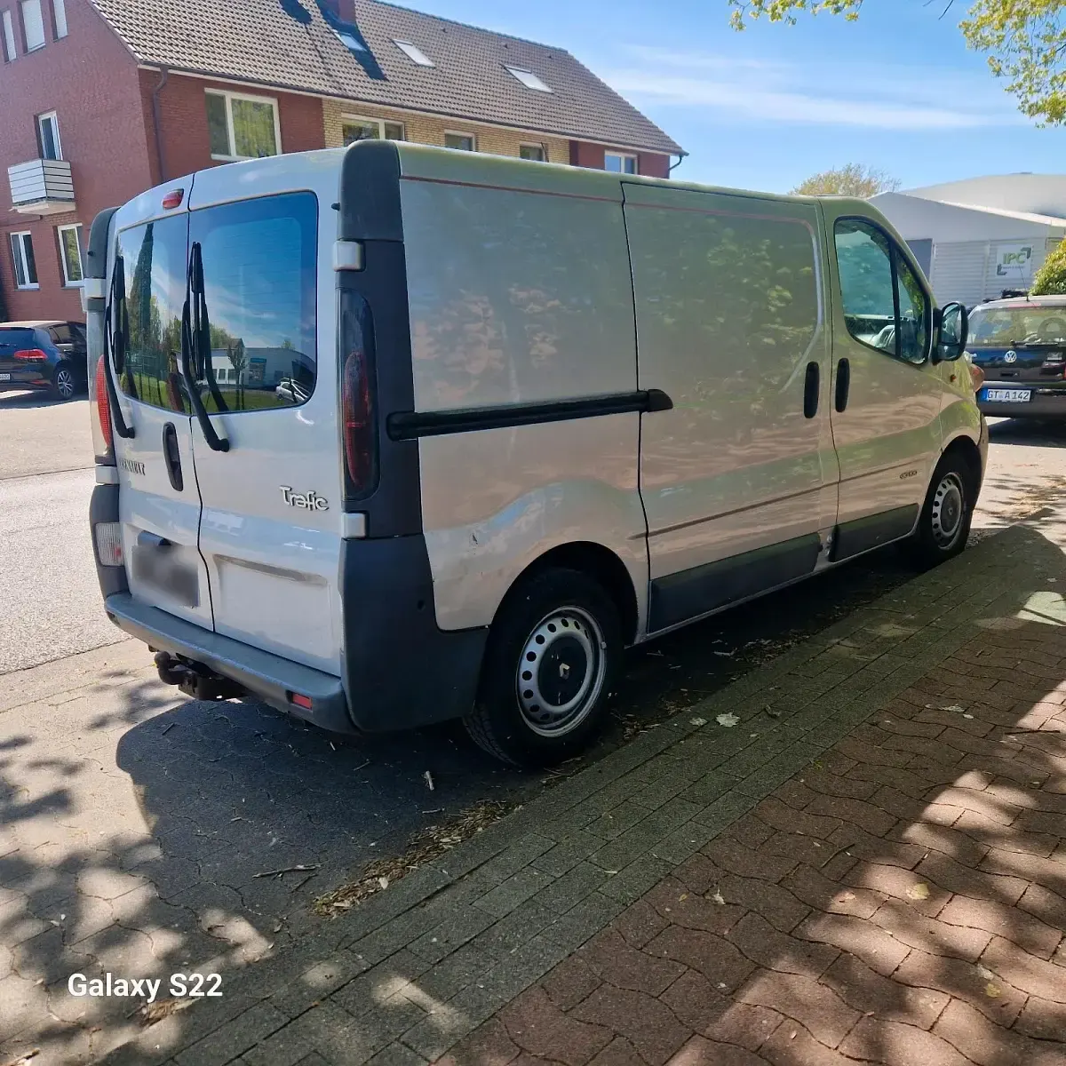 Gebraucht Renault Trafic 101 PS (74 kW) 2006 Van / Kleinbus