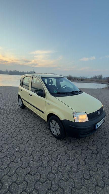 Gebraucht Fiat Panda 54 PS (39 kW) 2009 Gelb Kleinwagen