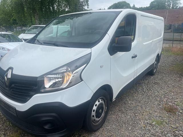 Gebraucht Renault Trafic Komfort 120 PS (88 kW) 2019 Weiß Van / Kleinbus